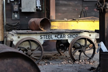 Historical-equipment-in-the-Blacksmith-Workshop.jpg