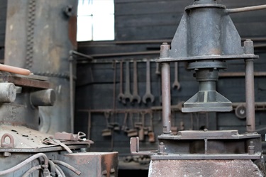 Machinery-and-tools-in-the-Blacksmith-Workshop.jpg