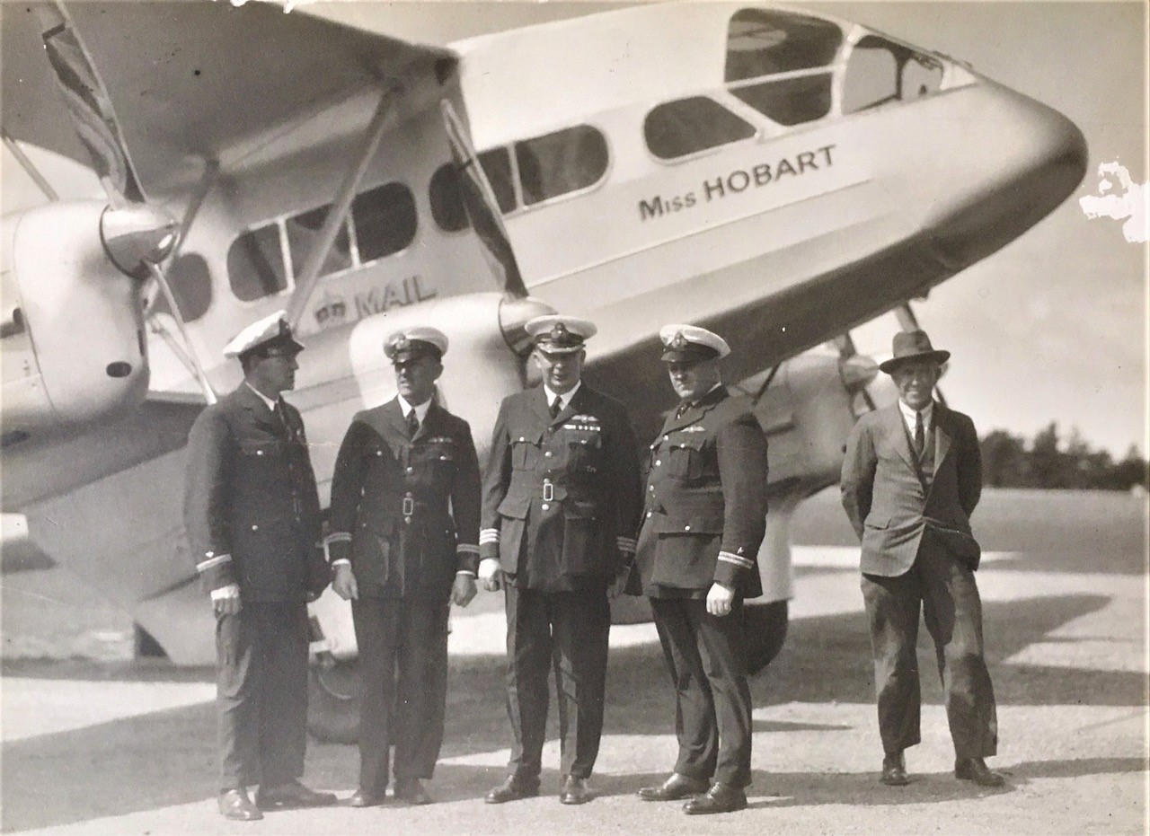 It tells the story of pioneering aviation in Bass Strait, from the very first flight in 1919 up to the outbreak of World War 2 in 1939 – the aviators, the aircraft, the triumphs and tragedies.