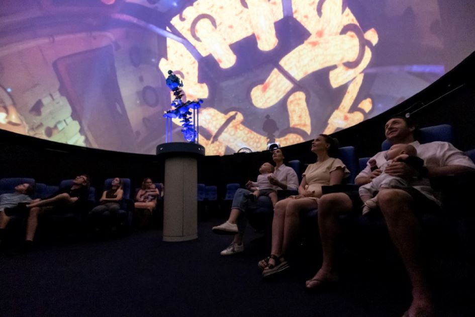 Show screening in the Launceston Planetarium.JPG